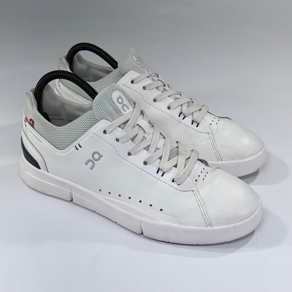 On Running The Roger Advantage Sneakers Womens 8 White Tennis Classic Athletic